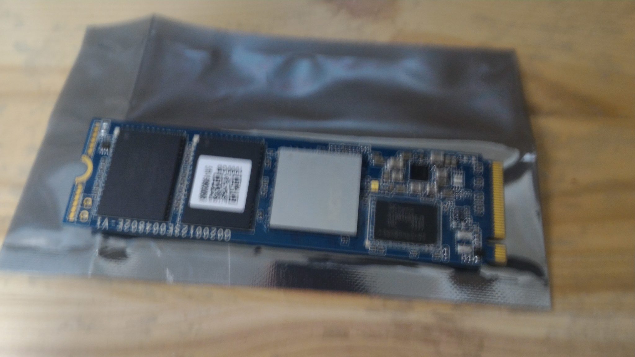 CFD 販売 内蔵SSD M.2 2280 NVMe PCI-E Gen.4 x 4(NVMe 1.3) PG4NZLシリーズ 4TB CS 入荷処理 
