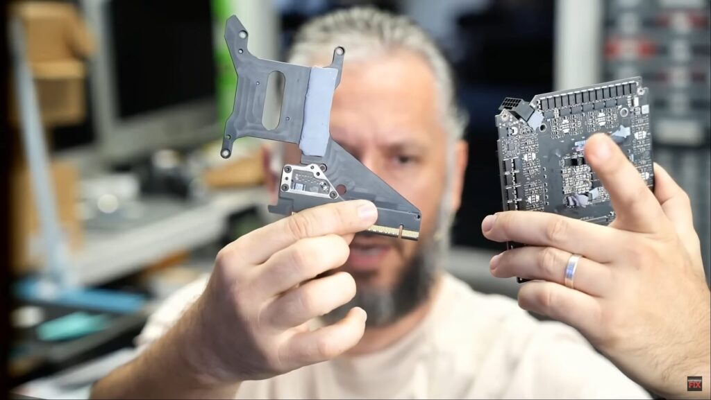 NVIDIAは、GeForce RTX 5090 Founders Editionのコネクタが破損した