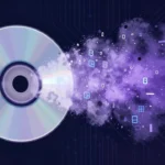 ゲームディスクがデジタルのクラウドデータ粒子へと溶けていく様子を描いたコンセプトアート。物理とデジタルの対比を象徴的に表現。ロゴやブランド名は表示しない